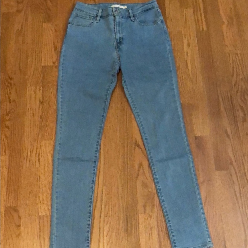 Levi’s 721 high rise skinny jeans